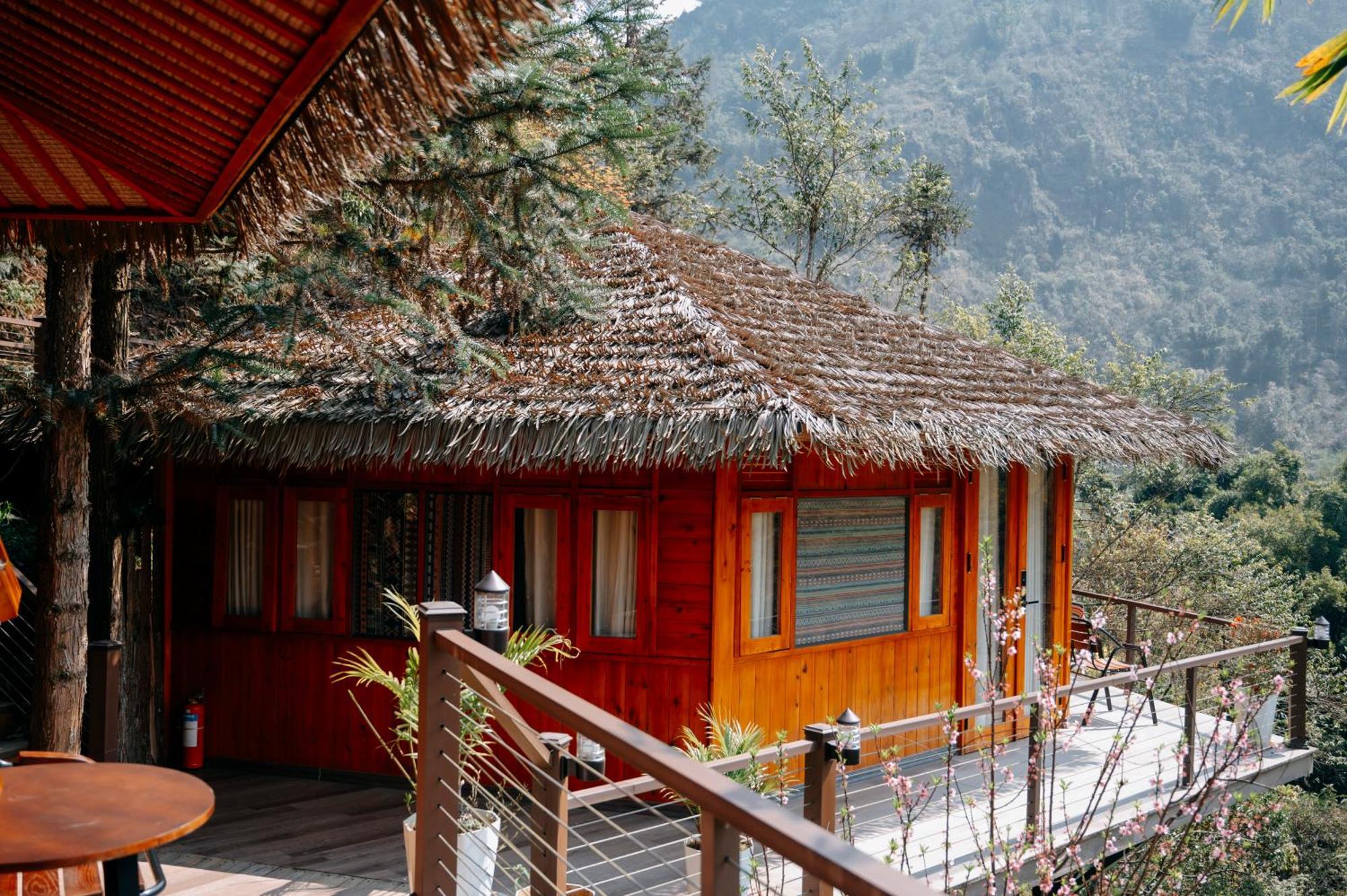 Sinai Bungalow & Hotel Sapa Exteriör bild